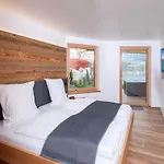Adlerhorst 2 Zell Am With Private Sauna And In Summer Zell Am Kaprun Summercard