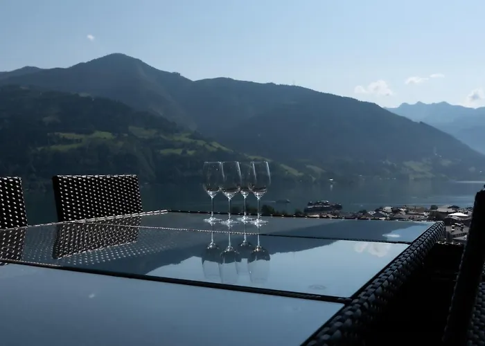 公寓 Adlerhorst 2 Zell Am With Private Sauna And In Summer Zell Am Kaprun Summercard 滨湖采尔