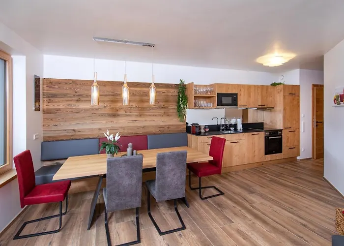 Adlerhorst 2 Zell Am With Private Sauna And In Summer Zell Am Kaprun Summercard 公寓 *